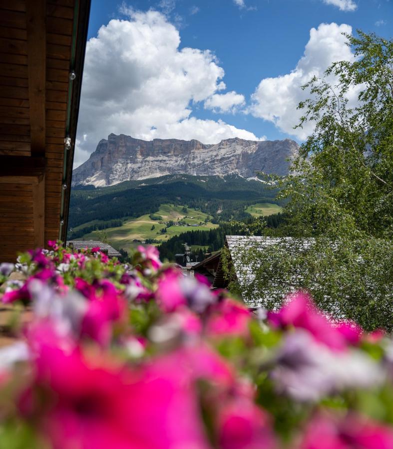 Chalet Fisti La Villa  Zewnętrze zdjęcie